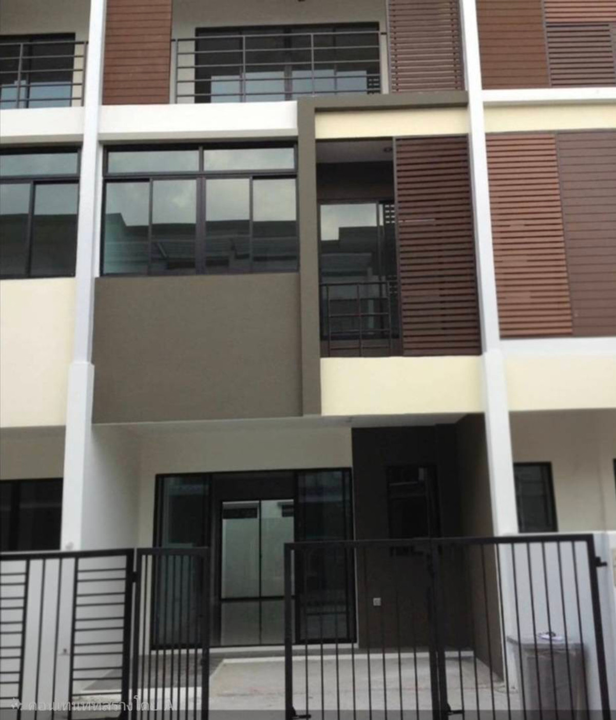 ให้เช่าทาวน์โฮมบางแค เพชรเกษม : ให้เช่าทาวน์โฮม ซิกเนเจอร์ เพชรเกษม 69 ใกล้ บิ๊กซี เพชรเกษม 1 เพียง 4 นาที