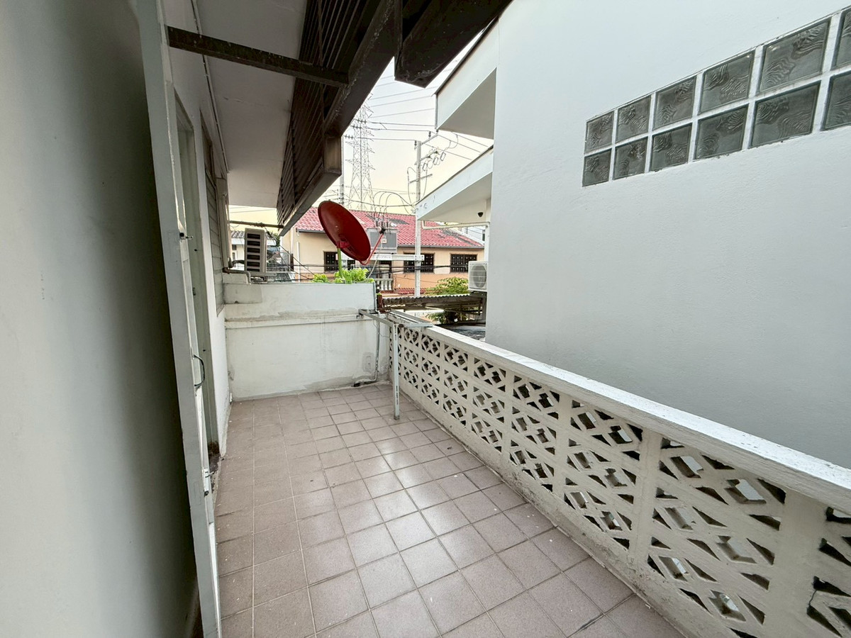 ให้เช่าบ้านรัชดา ห้วยขวาง : HK0642♛ให้เช่า บ้านเดี่ยว 4 ห้องนอน⚝รัชดา-ห้วยขวาง♜ใกล้ MRTสุทธิสาร 700 เมตร∞099-5919653,065-9423251▚Line@sureresidence