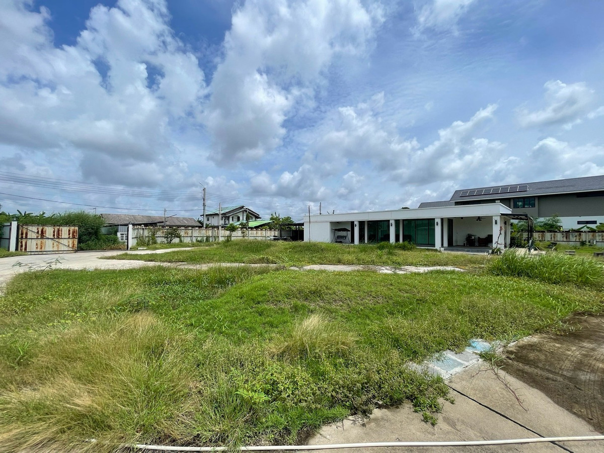 ที่ดินพัฒนาการ ศรีนครินทร์ : ขาย/ เช่า ที่ดิน พัฒนาการ
ตัดใหม่ พร้อมสิ่งปลูกสร้าง เดินทางสะดวก ใกล้จุดขึ้นลงทางด่วน
เหมาะสำหรับเช่าเป็น cloud kitchen ร้านอาหาร ร้านกาแฟ โฮมออฟฟิศ และอื่นๆ
