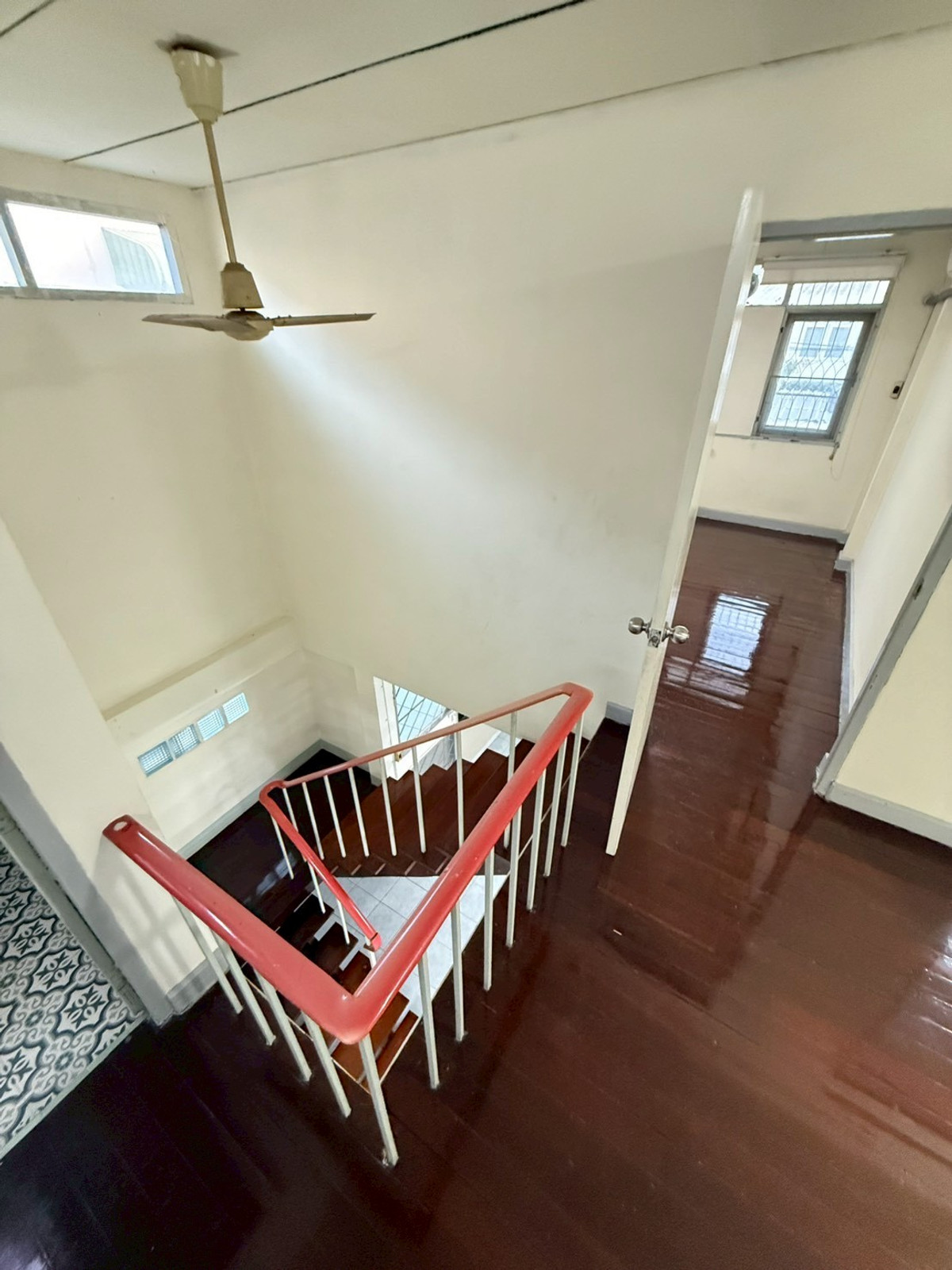 ให้เช่าบ้านรัชดา ห้วยขวาง : HK0642♛ให้เช่า บ้านเดี่ยว 4 ห้องนอน⚝รัชดา-ห้วยขวาง♜ใกล้ MRTสุทธิสาร 700 เมตร∞099-5919653,065-9423251▚Line@sureresidence