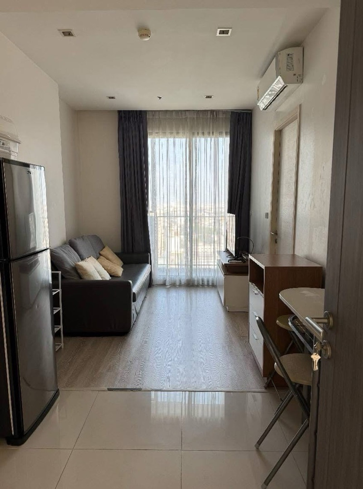 For RentCondoRatchadapisek, Huaikwang, Suttisan : Condo for rent🔥Quinn Condo Ratchada 17🔥22nd floor🔥36 sq m🔥corner room🔥R112-1