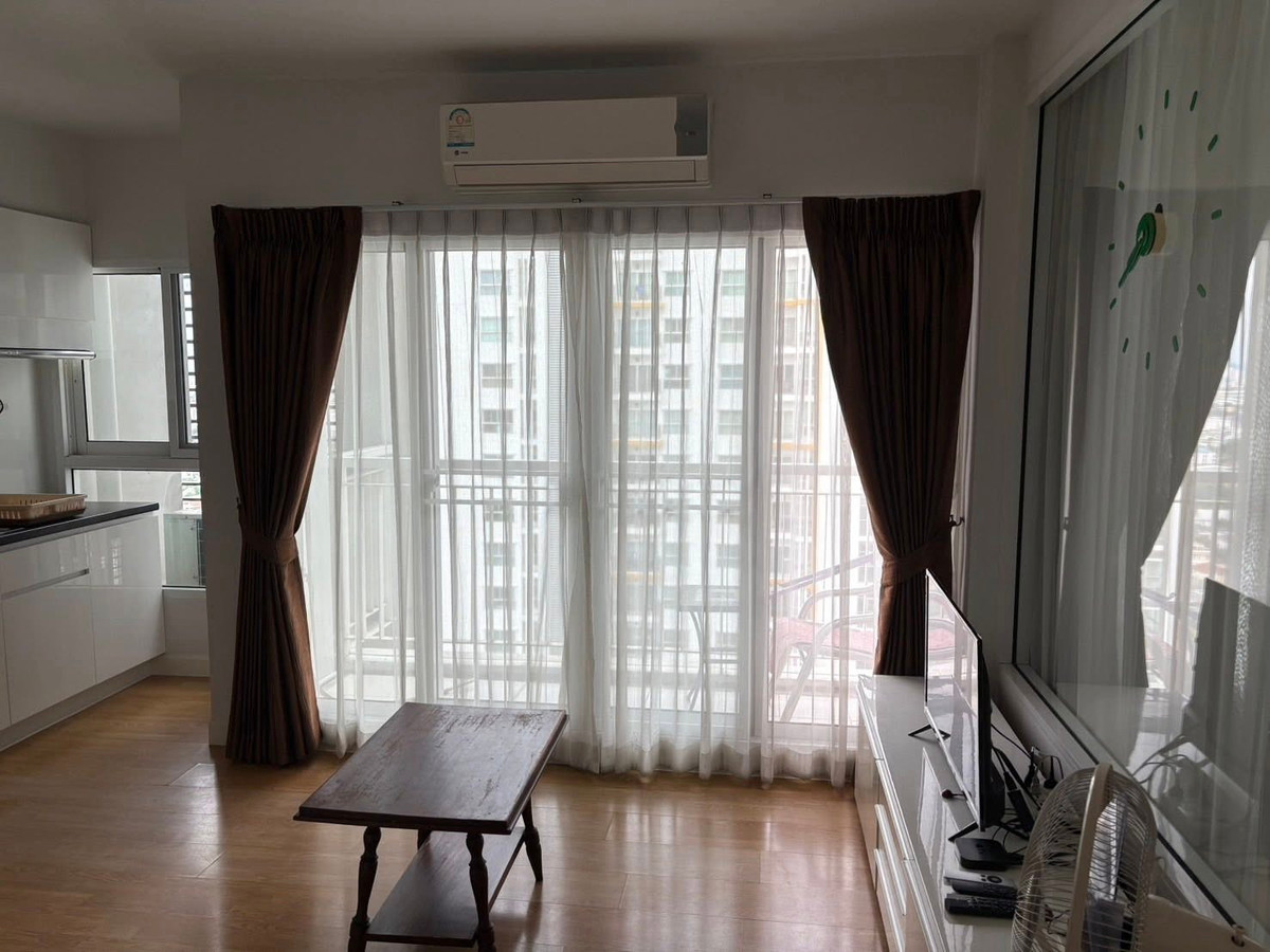 For RentCondoThaphra, Talat Phlu, Wutthakat : ⭐️ The Parkland Grand Taksin ⭐️ 1 bedroom, 1 bathroom, 35 sq m. Beautiful room, fully furnished, ready to move.