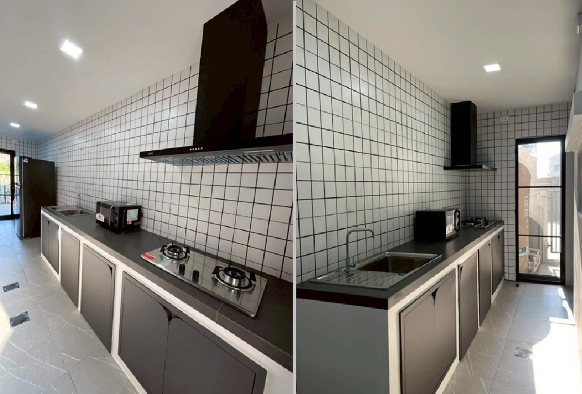 For RentHome OfficePattanakan, Srinakarin : For Rent, 8-story office building for rent, with passenger elevator in the building. Soi Srinakarin 40, not deep into the alley, parking for 14 cars, area 1000 square meters, suitable for an office, clinic, online, etc. / good location, convenient travel.