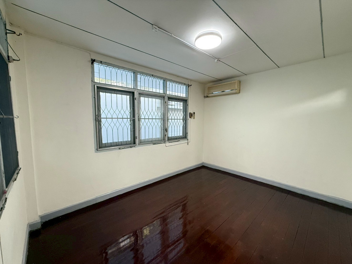 ให้เช่าบ้านรัชดา ห้วยขวาง : HK0642♛ให้เช่า บ้านเดี่ยว 4 ห้องนอน⚝รัชดา-ห้วยขวาง♜ใกล้ MRTสุทธิสาร 700 เมตร∞099-5919653,065-9423251▚Line@sureresidence