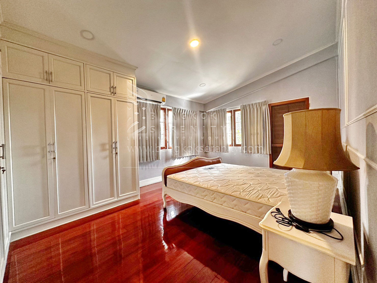 ให้เช่าบ้านพระราม 9 เพชรบุรีตัดใหม่ RCA : Single House for Rent with Private Pool – Rama 9 / Soonvijai