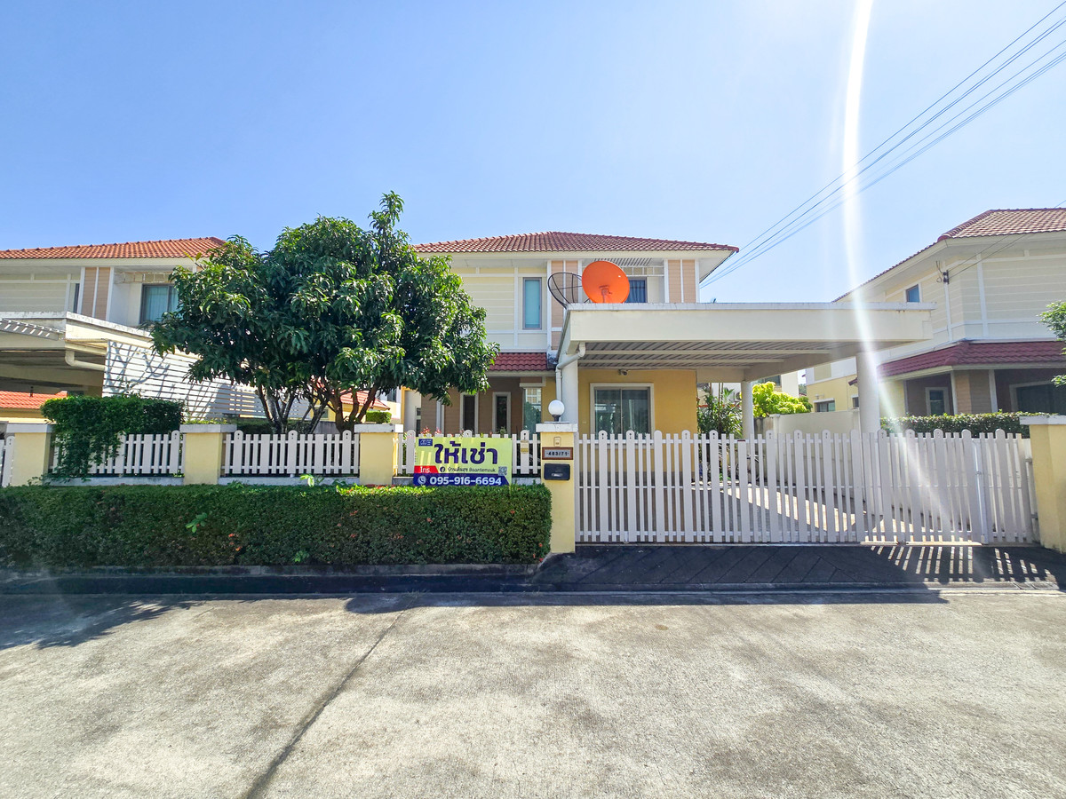 For RentHouseSriracha Laem Chabang Ban Bueng : 𝐅𝐨𝐫 𝐑𝐞𝐧𝐭: 𝐇𝐨𝐮𝐬𝐞 𝐨𝐟 𝐓𝐡𝐞 𝐂𝐚𝐧𝐚𝐫𝐲 – 𝐓𝐢𝐠𝐞𝐫 𝐙𝐨𝐨, 𝐒𝐢𝐫𝐚𝐜𝐡𝐚 Beautifully furnished 2-storey single house near J-Park & Sriracha Tiger Zoo. Ready to move in — complete with built-in furniture and full electrical appliances