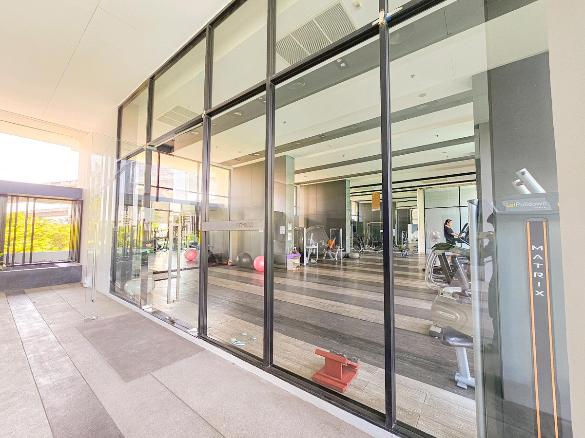 ให้เช่าคอนโดพระราม 9 เพชรบุรีตัดใหม่ RCA : 🔥ให้เช่าด่วน🔥The Base Rama9 ห้องรีโนเวทใหม่ วิงโล่ง เครื่องใช้ไฟฟ้าครบ ลากกระเป๋าเข้าอยู่ได้เลย❗