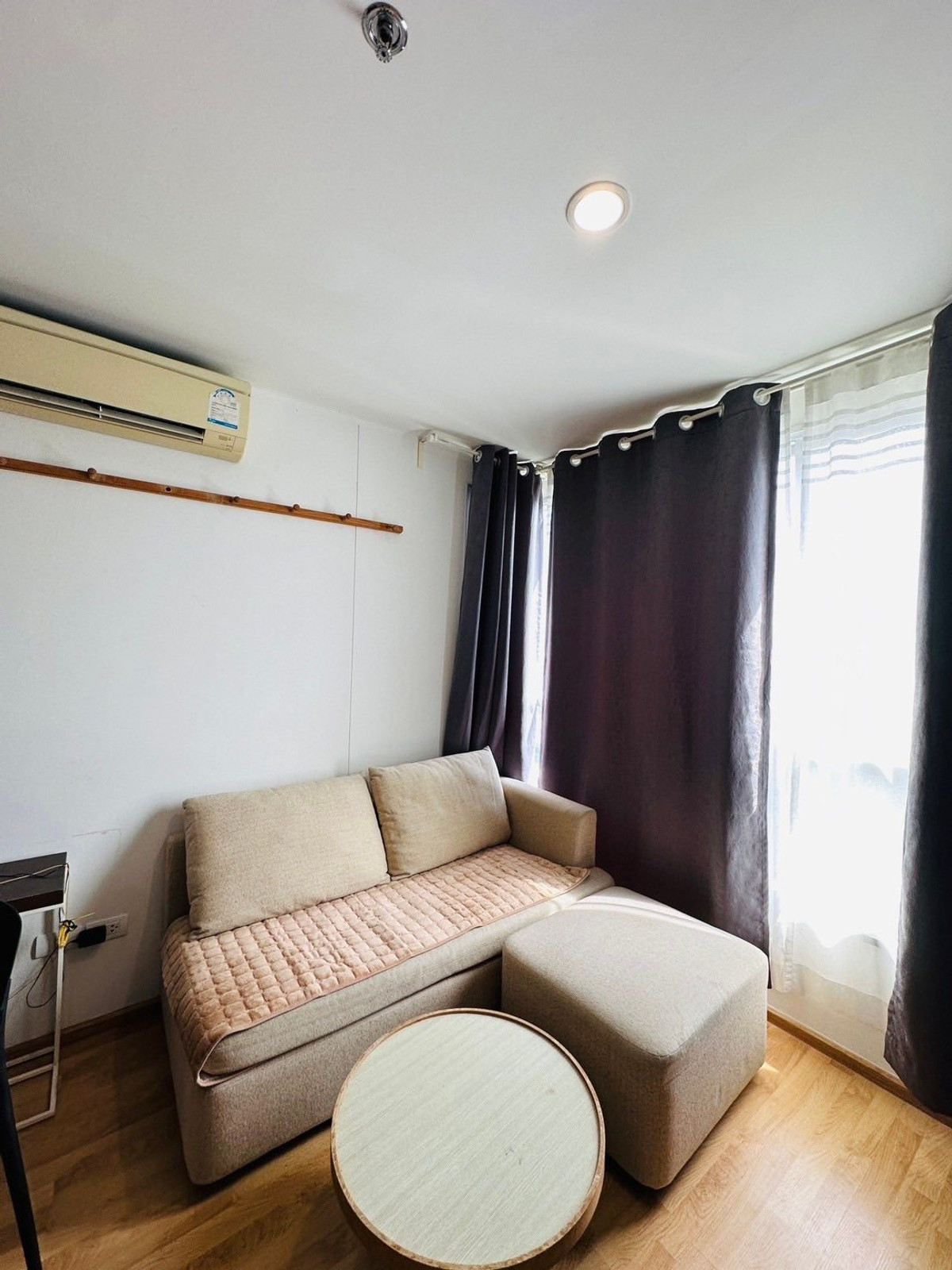 For RentCondoPattanakan, Srinakarin : 🔥 For rent U Delight Residence Phatthanakan-Thonglor 🔥 📍 Near Airport Link Ramkhamhaeng (just a few minutes walk) 🚆