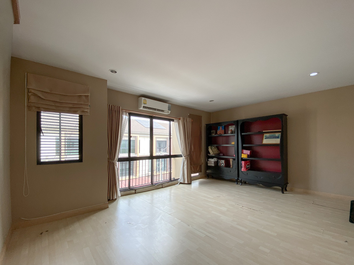 ขายทาวน์โฮมบางแค เพชรเกษม : เดอะ คอนเนค อัพ 3 วงแหวน - บางแค / 3 ห้องนอน (ขาย), The Connect Up 3 Wongwaen - Bangkae / 3 Bedrooms (FOR SALE) BALL075