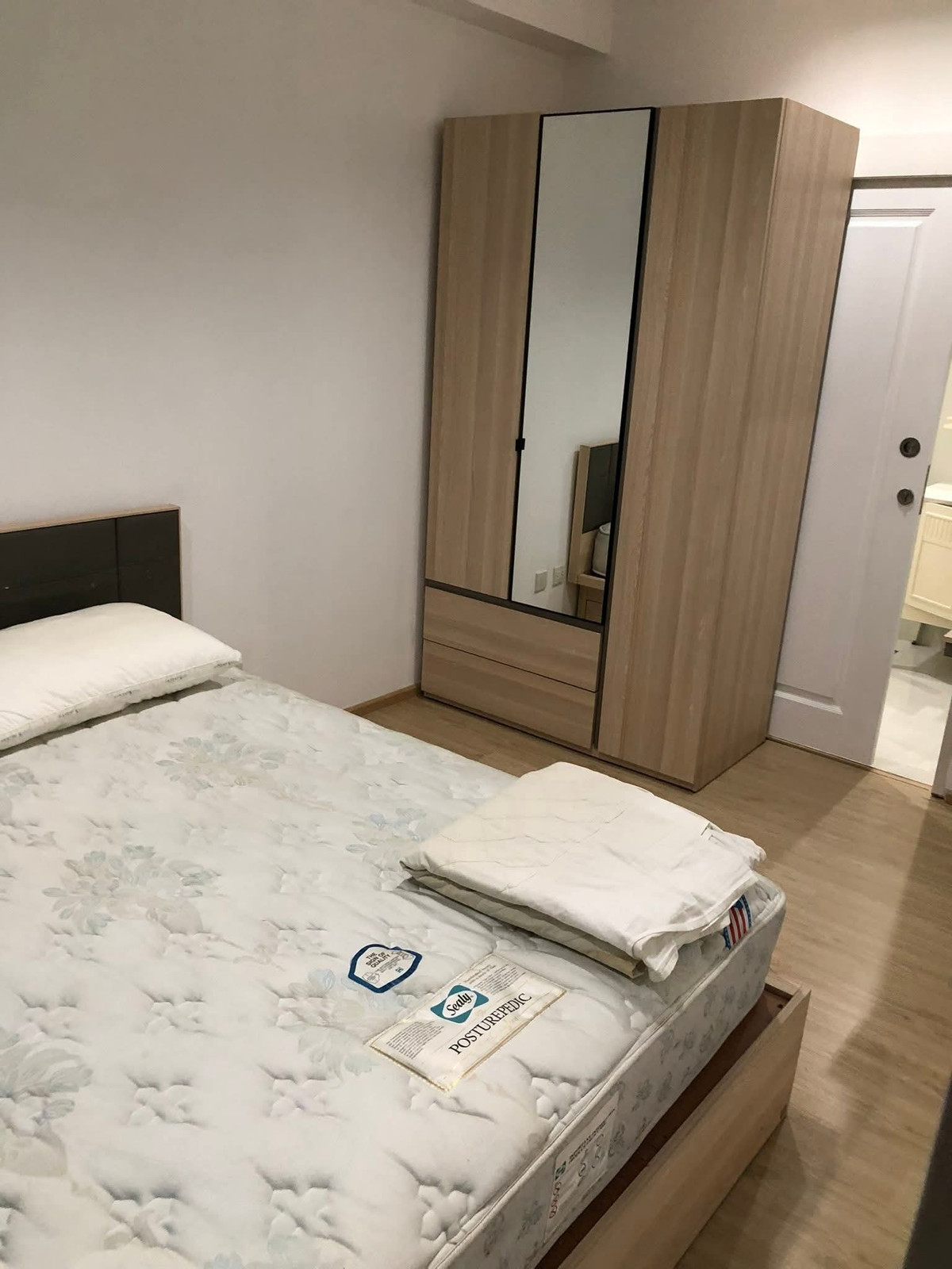 For RentCondoSiam Paragon ,Chulalongkorn,Samyan : Hot Price 🌈  2bed2bath The Seed Memories Siam 56.5 Sqm Fullyfurnish , Welcome Foreign 26,000