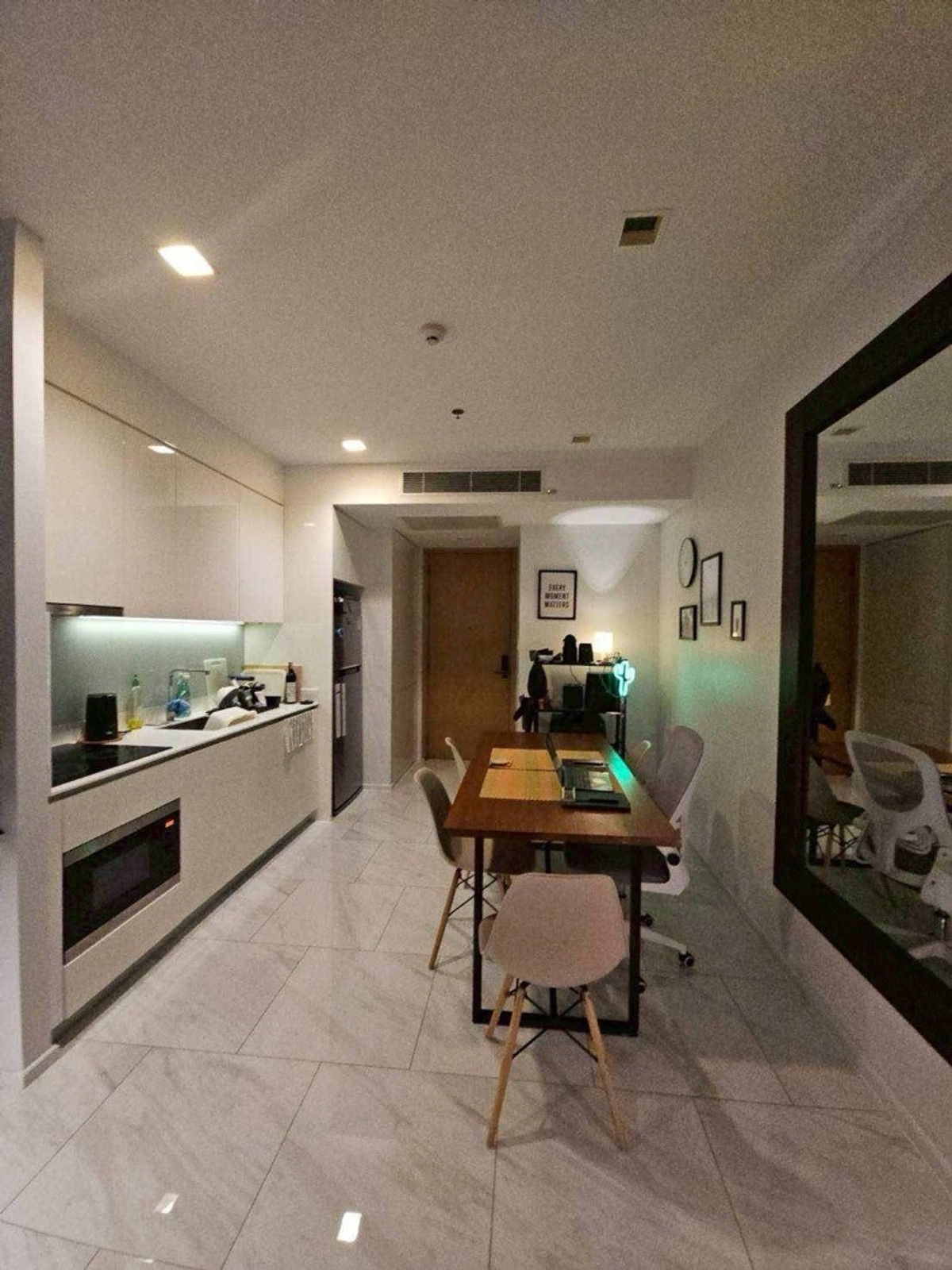 ให้เช่าคอนโดนานา : ให้เช่า ไฮด์ สขุมวิท11