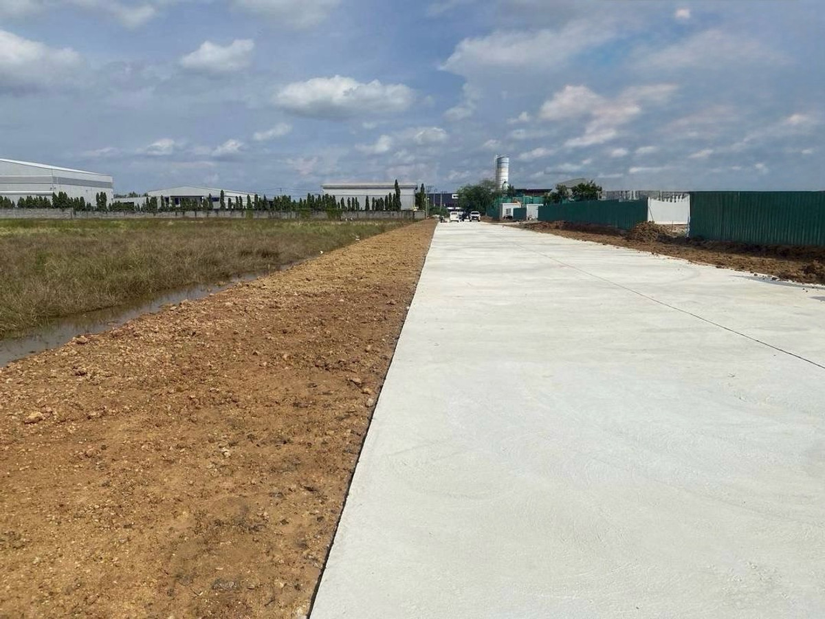 ขายที่ดินบางนา แบริ่ง ลาซาล : ขายถูกที่สุดในโซน ที่ดินผังสีม่วงเข้ม แปลงสวยรูปสี่เหลี่ยมผืนผ้า ถนนบางนาตราด กม.35 ขาออก ต.คลองนิยมยาตรา อ.บางบ่อ จ.สมุทรปราการ