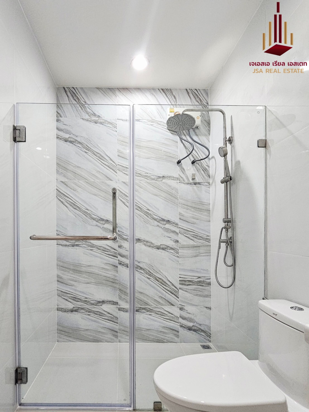 For SaleCondoRatchathewi,Phayathai : ✨ For Sale: The Complete Rajprarop Condo ✨ 💰 Only 3,000,000 THB