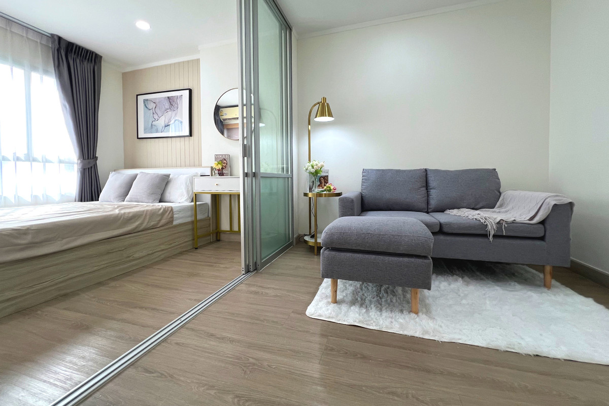 For SaleCondoBangna, Bearing, Lasalle : For sale: "Lumpini Mega City Bangna" front building, best price in the project!!