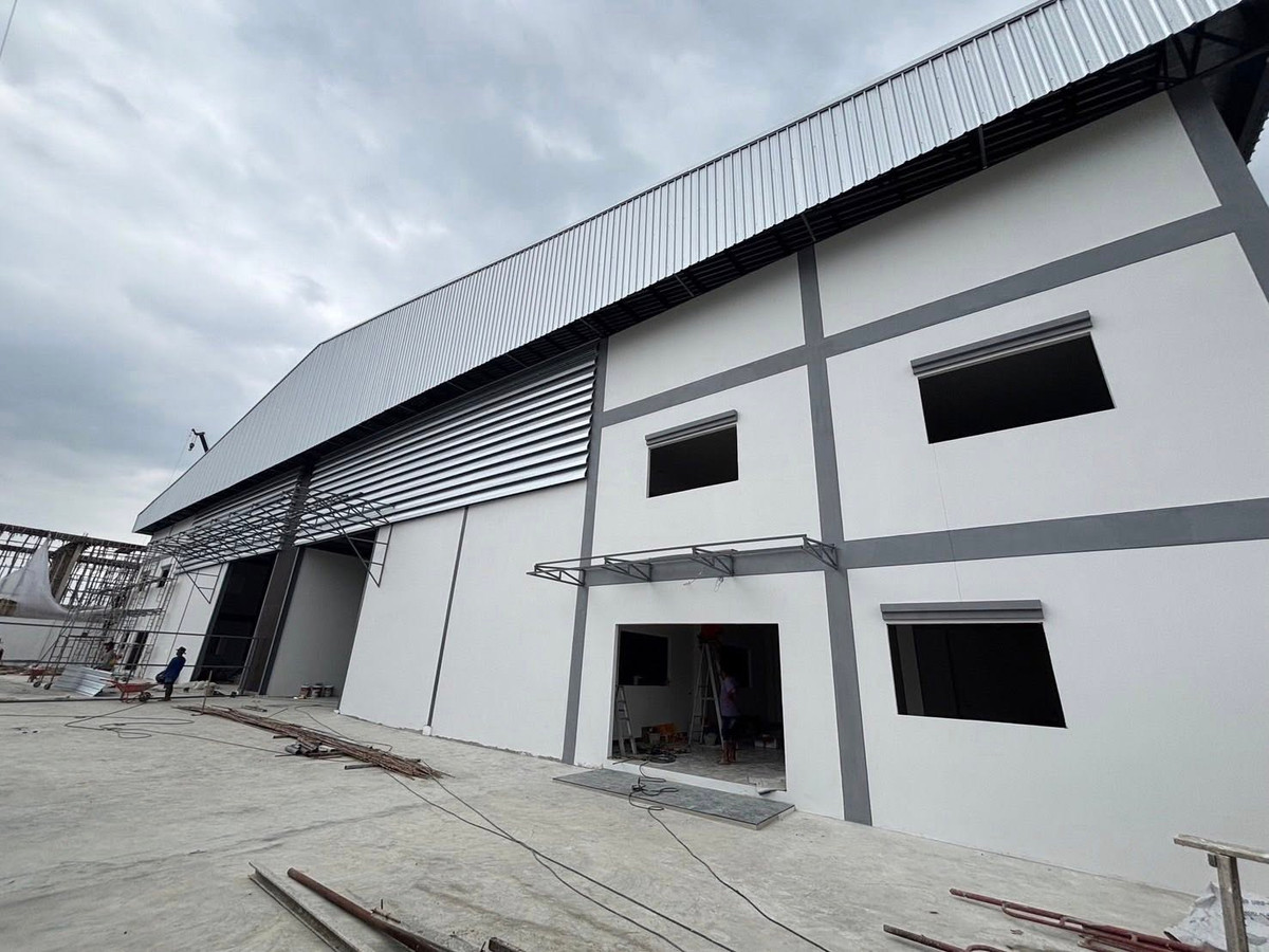 For RentWarehouseMahachai Samut Sakhon : HR3055 Warehouse for rent, size 2,000 sq m., Krathum Baen area, Samut Sakhon, suitable for use as a factory, warehouse.