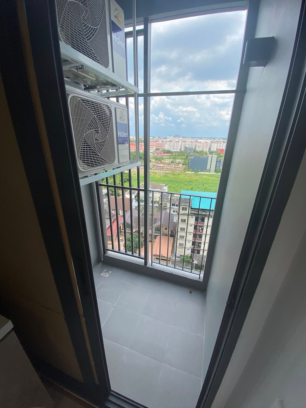 For RentCondoRamkhamhaeng, Hua Mak : For rent ✨ The Livin Ramkhamhaeng ✨ near MRT Interchange Lamsalee, fully furnished and equipped with appliances