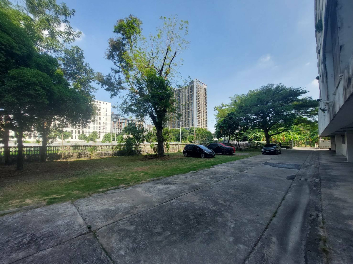 For SaleHotel&Apartment BusinessBangna, Bearing, Lasalle : Apartment for sale, Sukhumvit 72, land area 874 sq m, with 8-story building, 133 rooms, near UNIO Sukhumvit 72, BTS Bearing, price 130 MB.