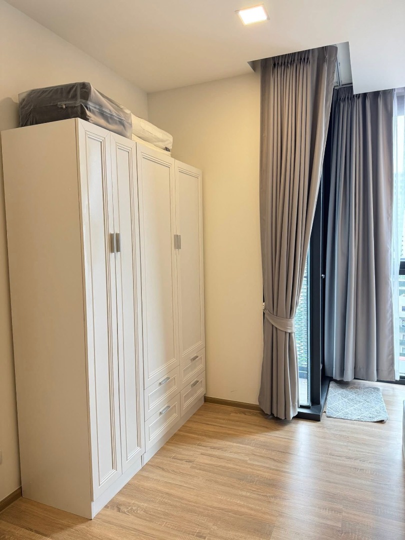 For RentCondoRatchathewi,Phayathai : 🔥Urgent for rent🔥 XT Phayathai, spacious, beautifully decorated, fully furnished, ready to move in, just 650 meters from BTS Phayathai.