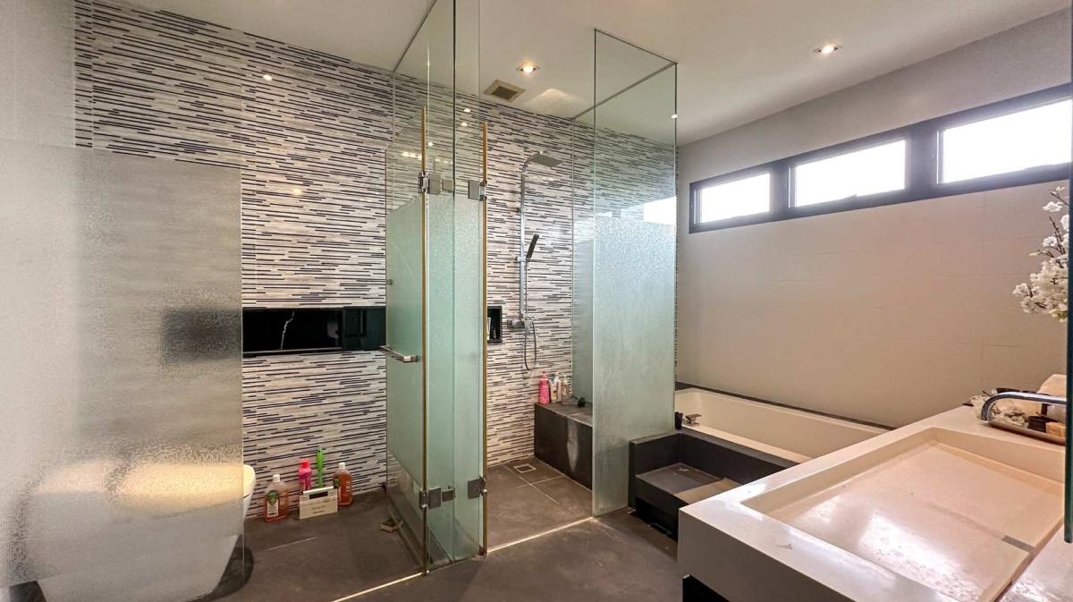 ให้เช่าทาวน์โฮมเกษตร นวมินทร์ ลาดปลาเค้า : 🔥ให้เช่าด่วน🔥แลนด์มาร์ค เอกมัย-รามอินทรา บ้านตัวอย่าง ตกแต่งสวย เฟอร์นิเจอร์ครบพร้อมเข้าอยู่ เดินทางสะดวก