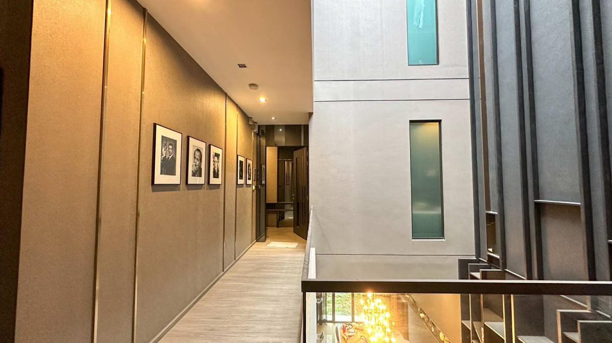 ให้เช่าทาวน์โฮมเกษตร นวมินทร์ ลาดปลาเค้า : 🔥ให้เช่าด่วน🔥แลนด์มาร์ค เอกมัย-รามอินทรา บ้านตัวอย่าง ตกแต่งสวย เฟอร์นิเจอร์ครบพร้อมเข้าอยู่ เดินทางสะดวก