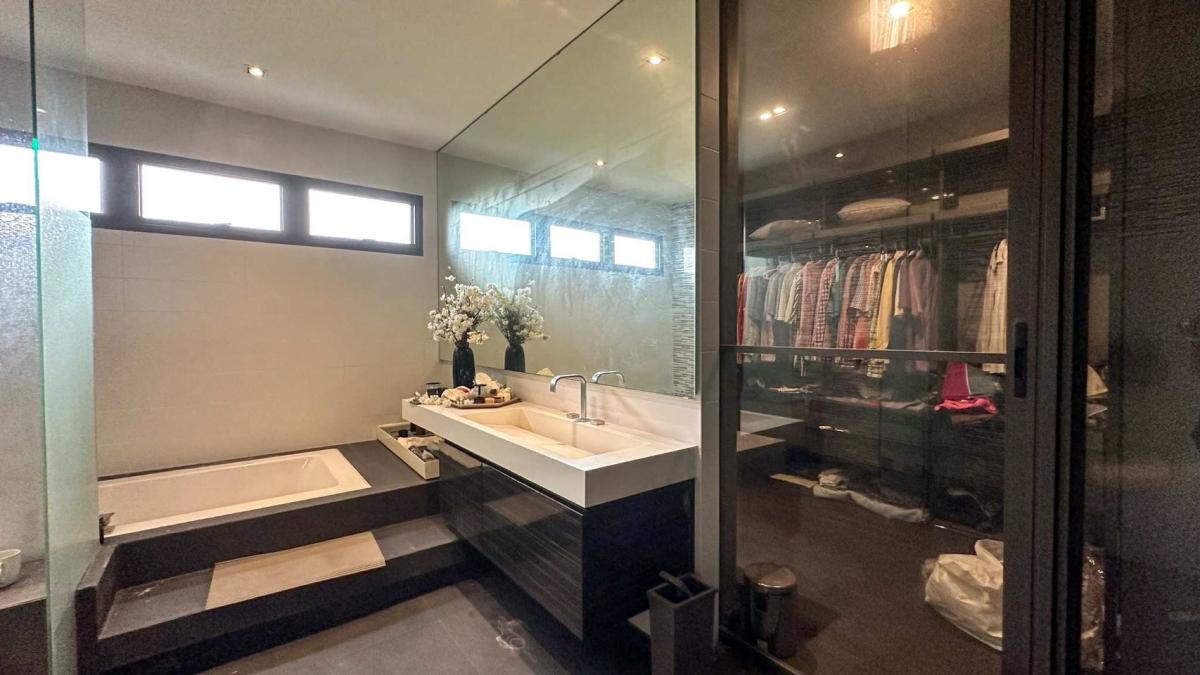 ให้เช่าทาวน์โฮมเกษตร นวมินทร์ ลาดปลาเค้า : 🔥ให้เช่าด่วน🔥แลนด์มาร์ค เอกมัย-รามอินทรา บ้านตัวอย่าง ตกแต่งสวย เฟอร์นิเจอร์ครบพร้อมเข้าอยู่ เดินทางสะดวก