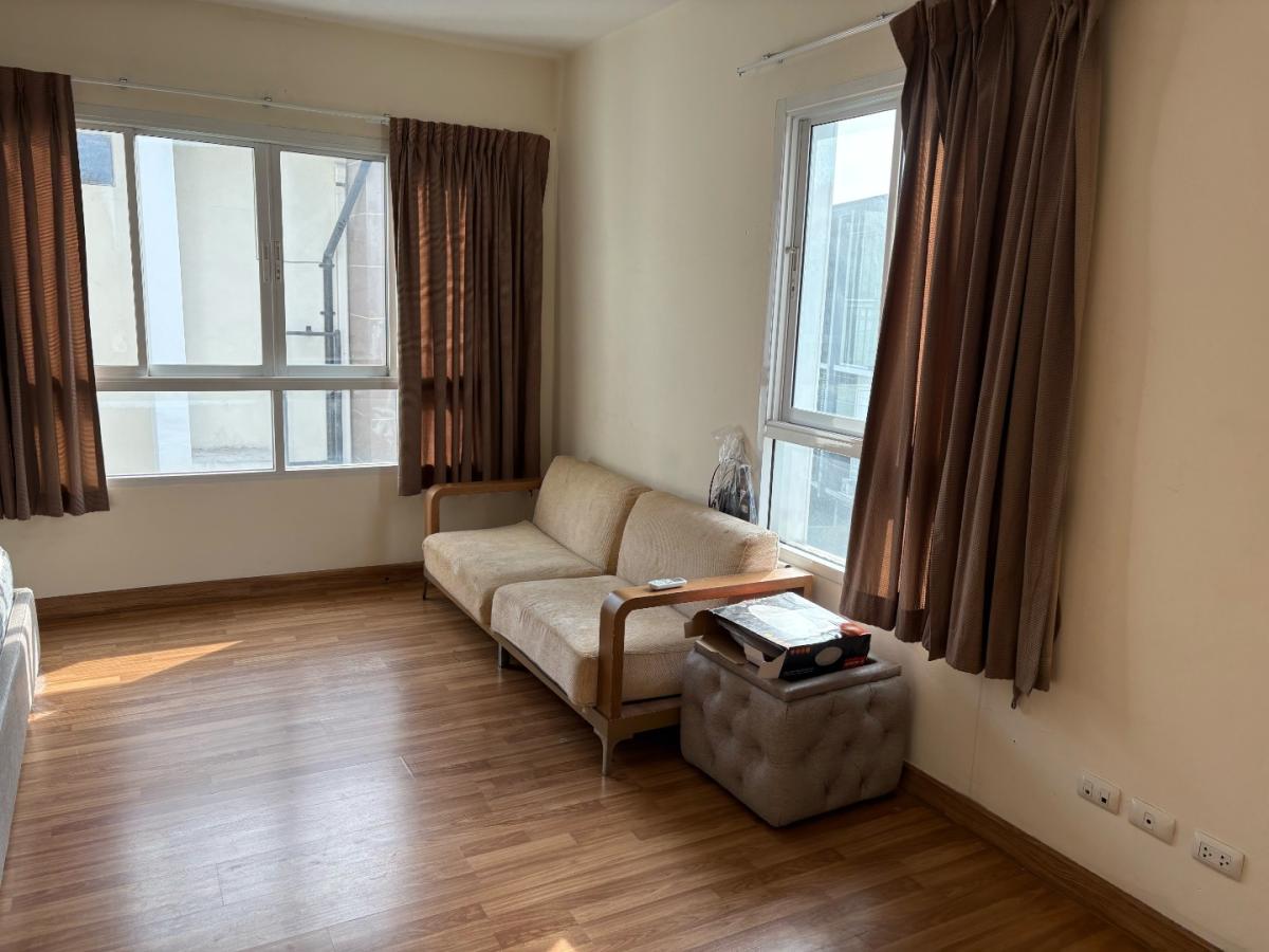 For RentTownhomeKaset Nawamin,Ladplakao : 🔥Urgent Rental🔥 Premium Place Ekkamai-Ramintra, 5-bedroom house for rent, corner unit, fully furnished, ready to move in, convenient transportation.
