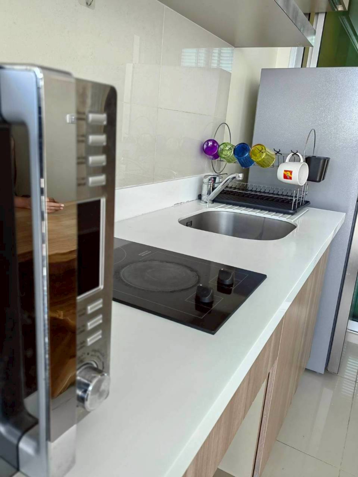 ให้เช่าคอนโดสาทร นราธิวาส : Hot Price , Big Size 🕌 45 Sqm+bathtub Fullyfurnish , Rhythm Sathorn 23,000-