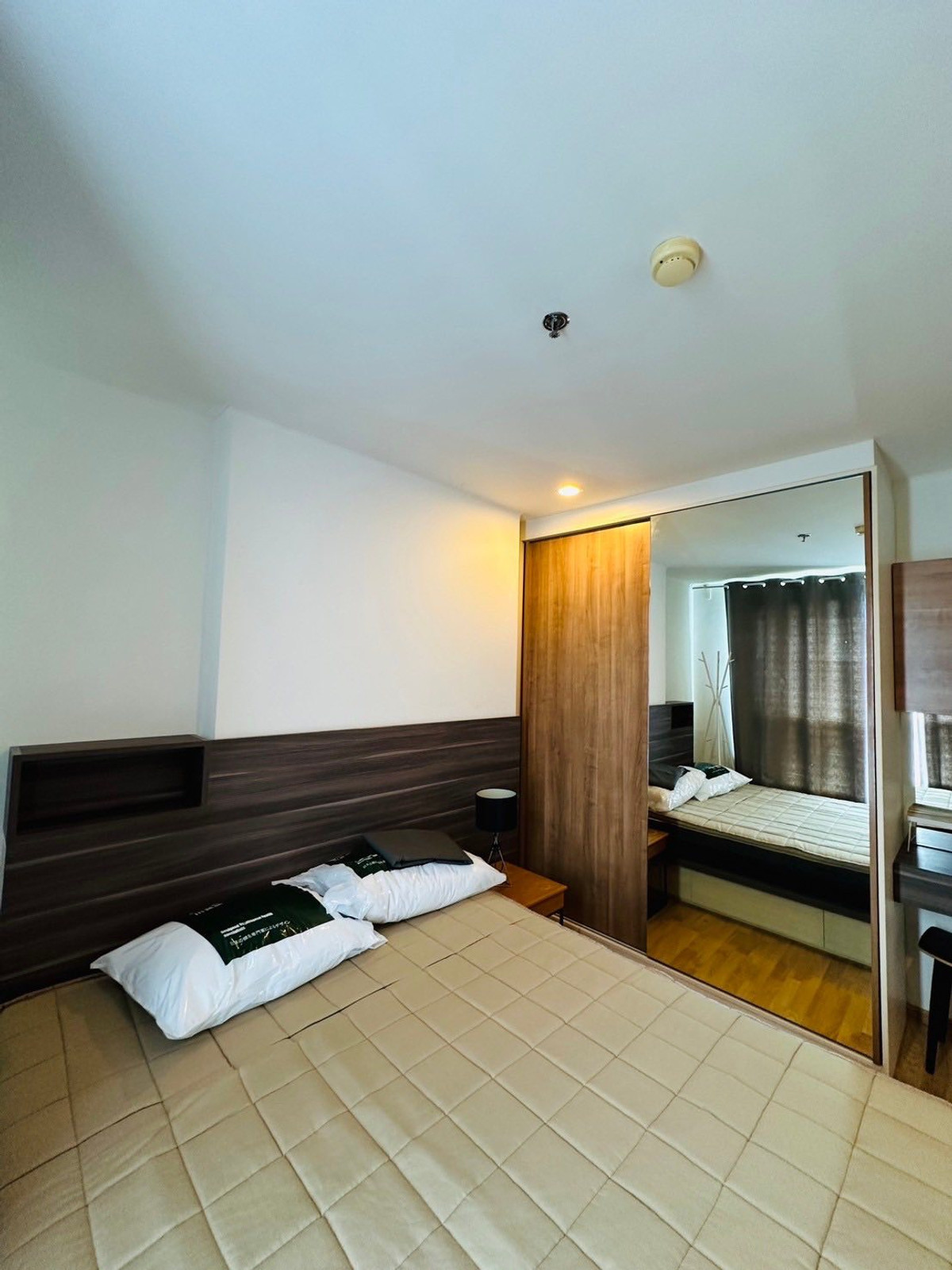 For RentCondoPattanakan, Srinakarin : 🔥 For rent U Delight Residence Phatthanakan-Thonglor 🔥 📍 Near Airport Link Ramkhamhaeng (just a few minutes walk) 🚆