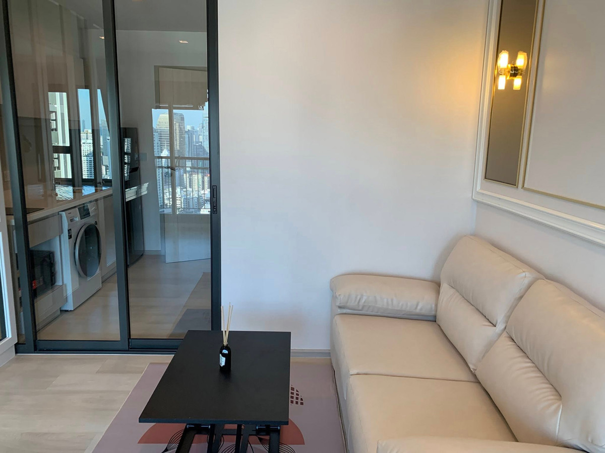 For RentCondoWitthayu, Chidlom, Langsuan, Ploenchit : Life One Wireless for rent, 23,000 baht [JZr251203]