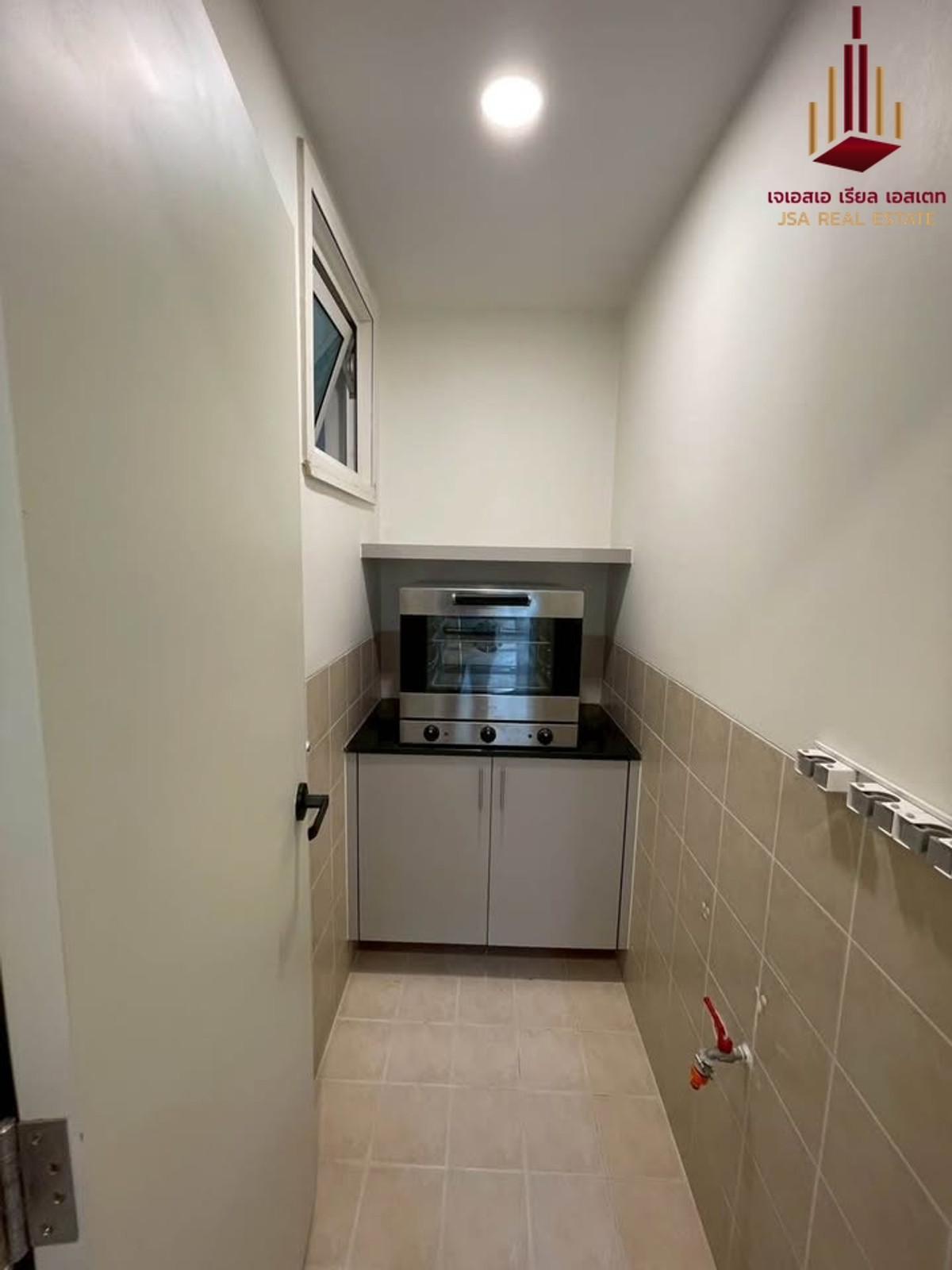 ให้เช่าคอนโดสาทร นราธิวาส : ✨ For Rent : The Empire Place Condo ✨  💰 Only 110,000 thb/month