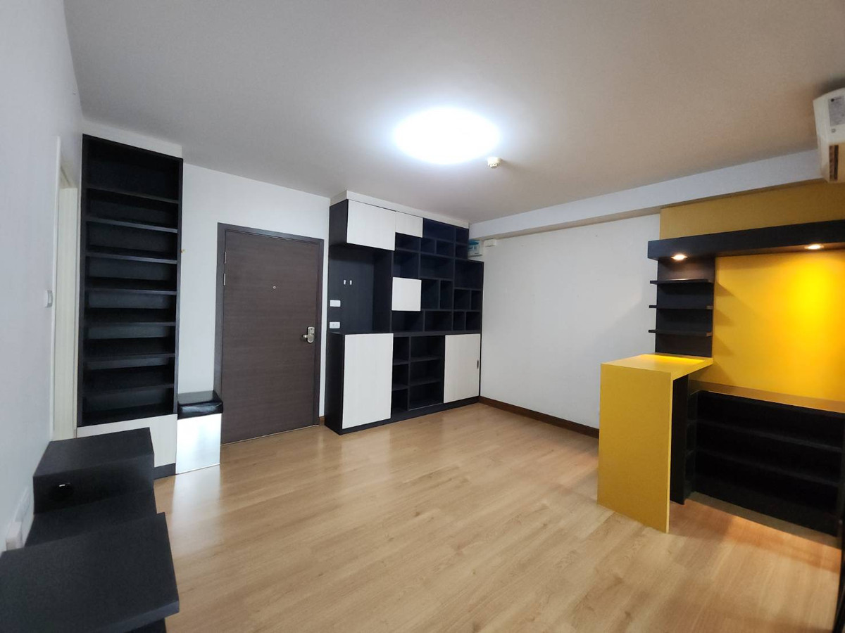 For RentCondoBangna, Bearing, Lasalle : For rent!! Condo Supalai City Resort, Bearing Station, 2 bedrooms, 2 bathrooms, 400 meters from BTS Bearing.