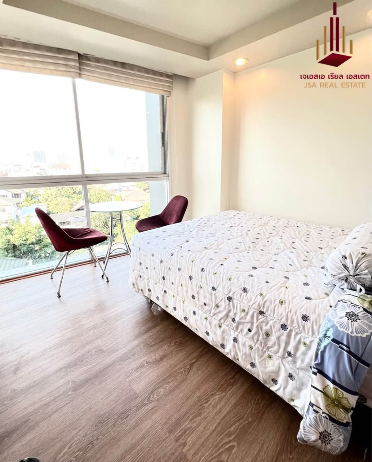 For RentCondoRatchadapisek, Huaikwang, Suttisan : ✨ For Rent : The Kris Ratchada 17 Condo ✨ 💰 Only 29,500 thb/month