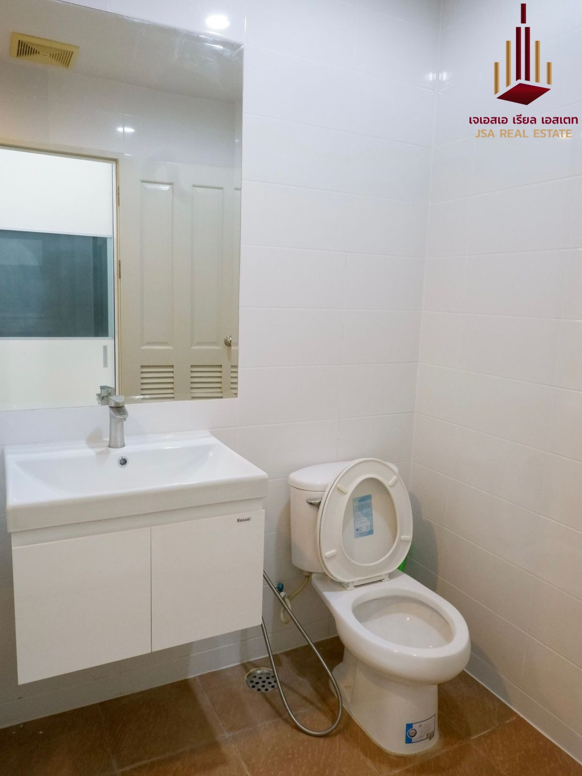 For SaleCondoRatchathewi,Phayathai : ✨ For Sale: The Complete Rajprarop Condo ✨ 💰 Only 4,390,000 THB