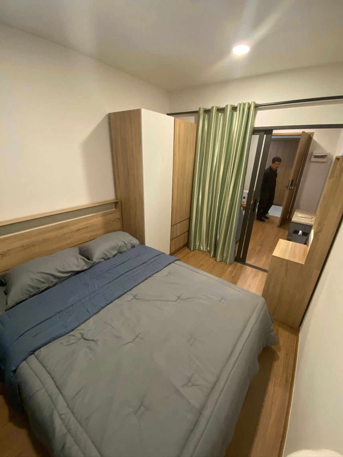 For RentCondoRamkhamhaeng, Hua Mak : For rent ✨ The Livin Ramkhamhaeng ✨ near MRT Interchange Lamsalee, fully furnished and equipped with appliances