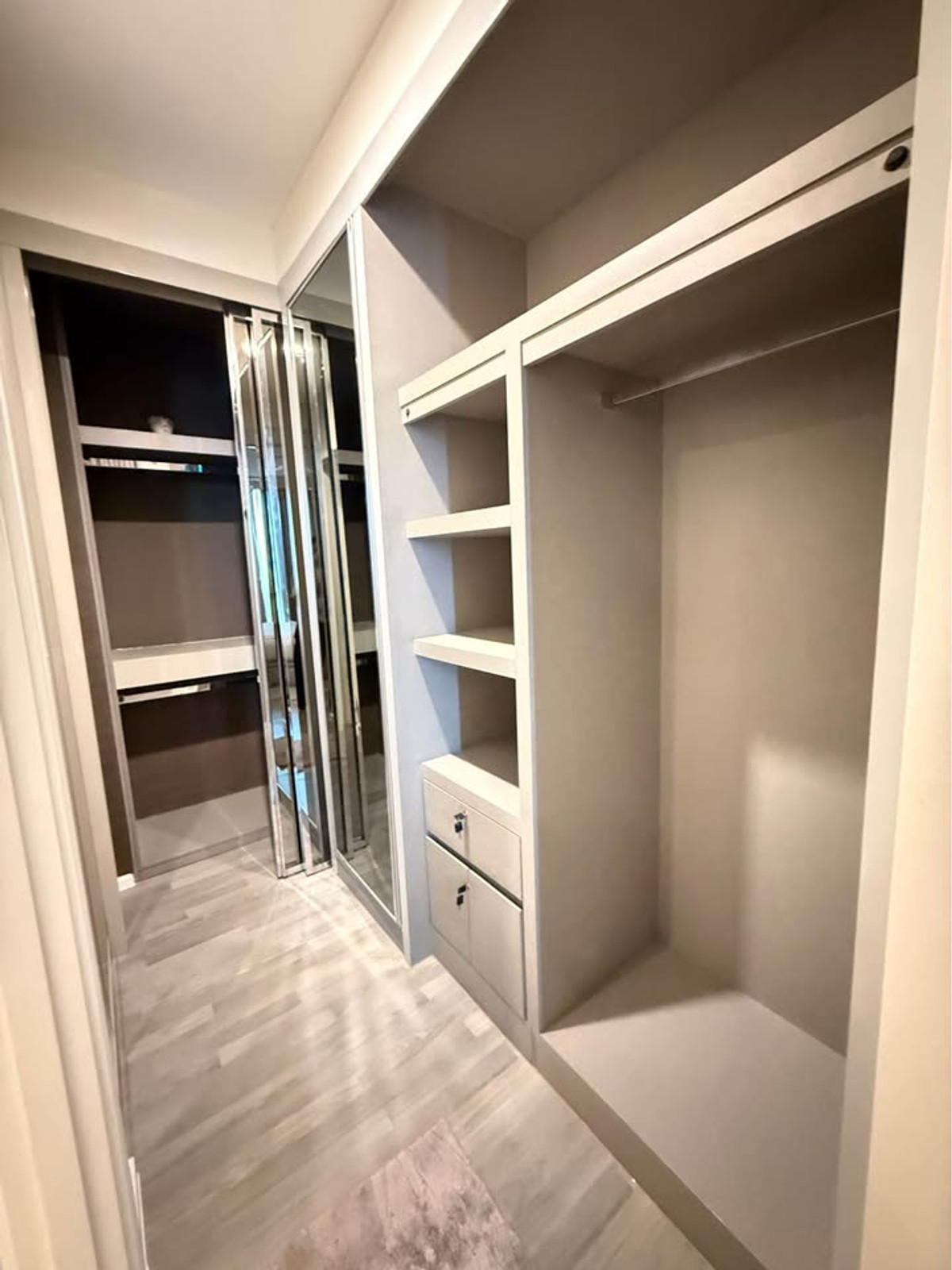 For SaleCondoOnnut, Udomsuk : Condo for sale The Room Sukhumvit 69 price 16,900,000 baht [JZs251203]