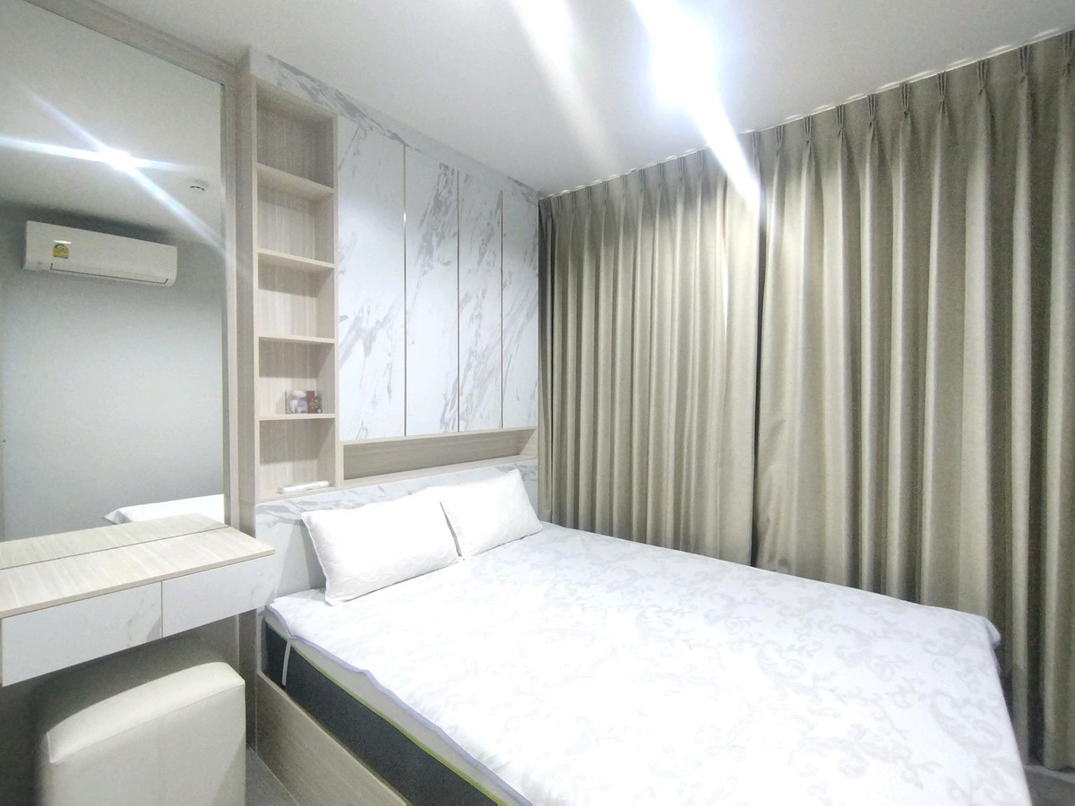 For RentCondoPinklao, Charansanitwong : 🏙️Room for rent, One bed plus, river view, north direction, not hot, built-in furniture, complete electrical installation, message 📲or Line: 0616395225