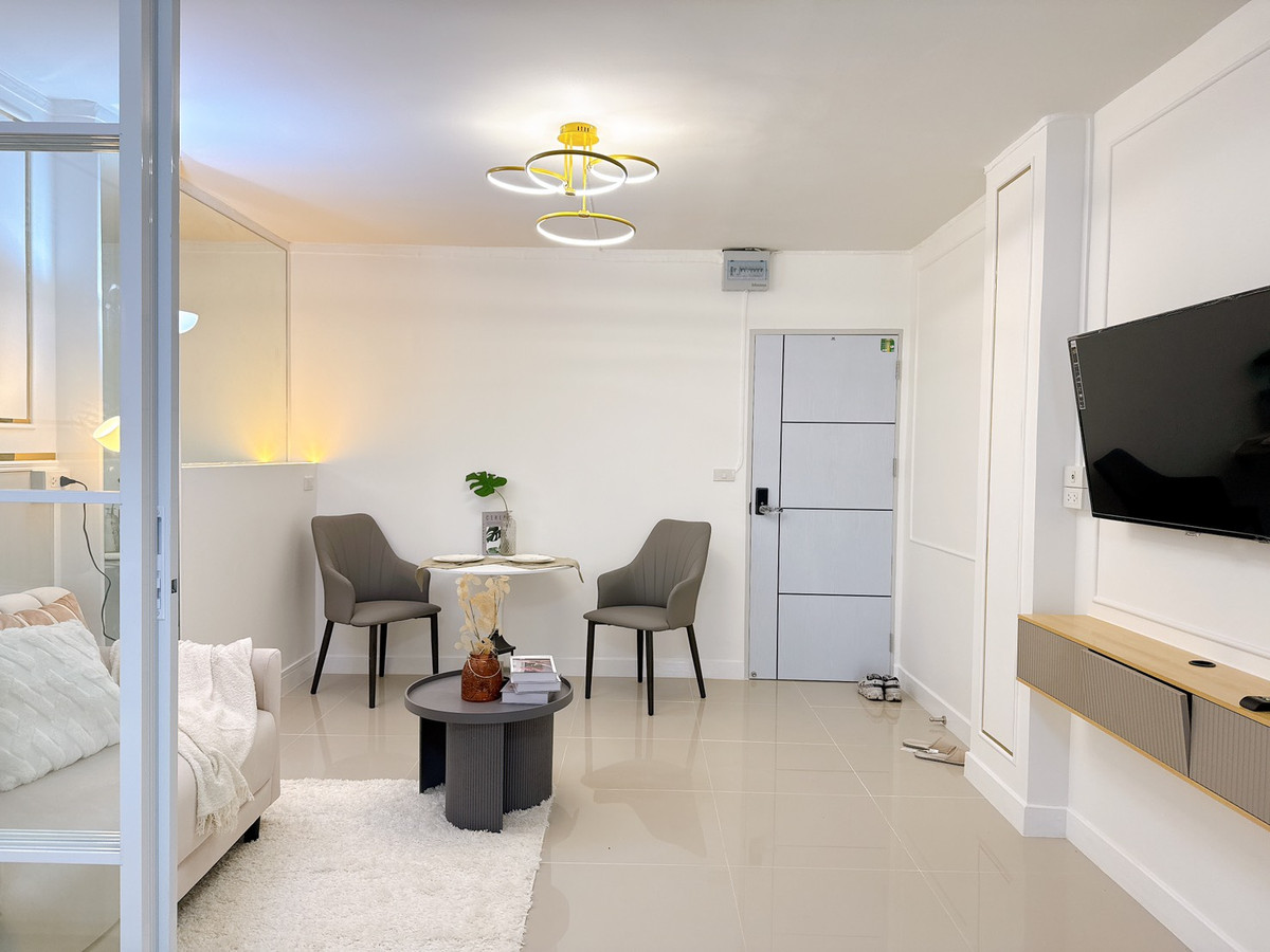 ขายคอนโดรัชดา ห้วยขวาง : 🐶😸คอนโดเลี้ยวสัตว์ได้ รัชดา36 |ห้องแบ่งสัดส่วนอย่างดี|ราคา 1.129 ล้านบาทเท่านั้น✅