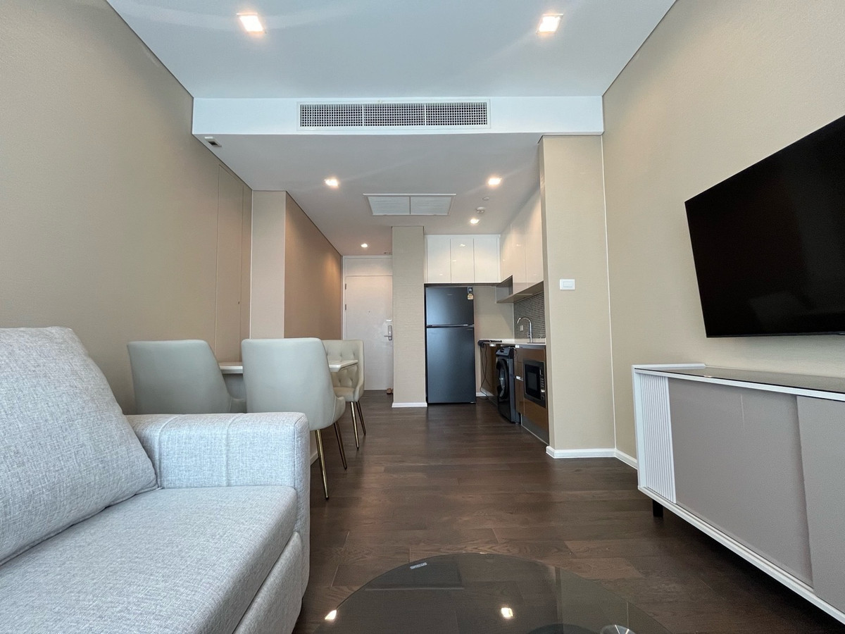 For RentCondoLadprao, Central Ladprao : For rent urgently ‼️New room in the box, The Saint Residences Condo (The Saint Residences), beautiful room, good view, ready for occupancy.