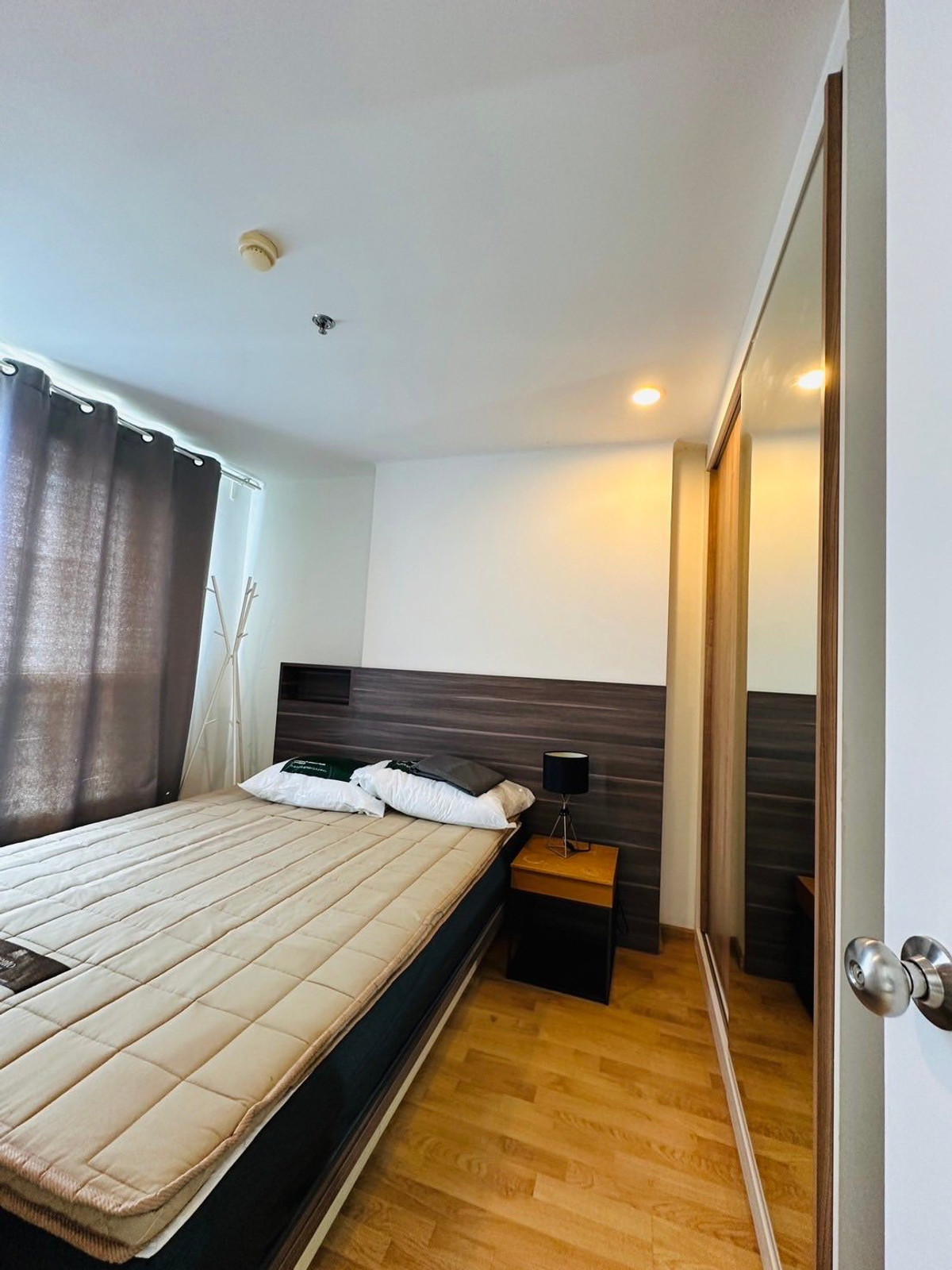 For RentCondoPattanakan, Srinakarin : 🔥 For rent U Delight Residence Phatthanakan-Thonglor 🔥 📍 Near Airport Link Ramkhamhaeng (just a few minutes walk) 🚆