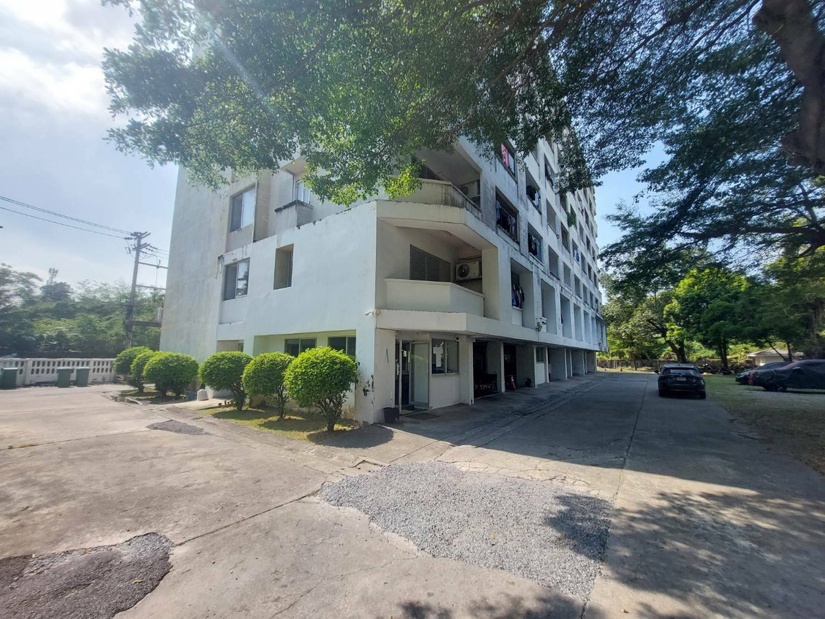 For SaleHotel&Apartment BusinessBangna, Bearing, Lasalle : Apartment for sale, Sukhumvit 72, land area 874 sq m, with 8-story building, 133 rooms, near UNIO Sukhumvit 72, BTS Bearing, price 130 MB.