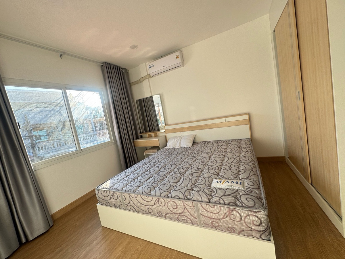 ให้เช่าทาวน์โฮมรัชดา ห้วยขวาง : 🌈ทาวเฮ้าส์2ชั้น รัชดา18 ห้วยขวาง บ้านใหม่ เฟอร์นิเจอร์ครบครัน เพิ่งรีโนเวทเสร็จ  ใกล้พระราม9 เหม่งจ๋าย ลาดพร้าว สุธิสาร5ห้องนอน 2ห้องน้ำ  ☀️