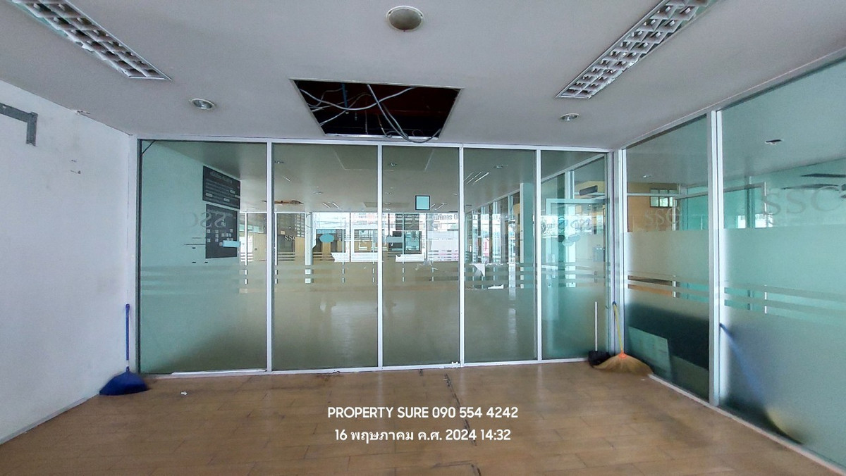 ให้เช่าโชว์รูมปทุมธานี รังสิต ธรรมศาสตร์ : ให้เช่า-ขายโชว์รูมรถยนต์ พร้อมศูนย์บริการขนาดใหญ่ #ลำลูกกา  ที่จอดรถกว่า 80 คัน เนื้อที่ 3-3-12 ไร่ พื้นที่ใช้สอยรวม 3,700 ตร.ม.