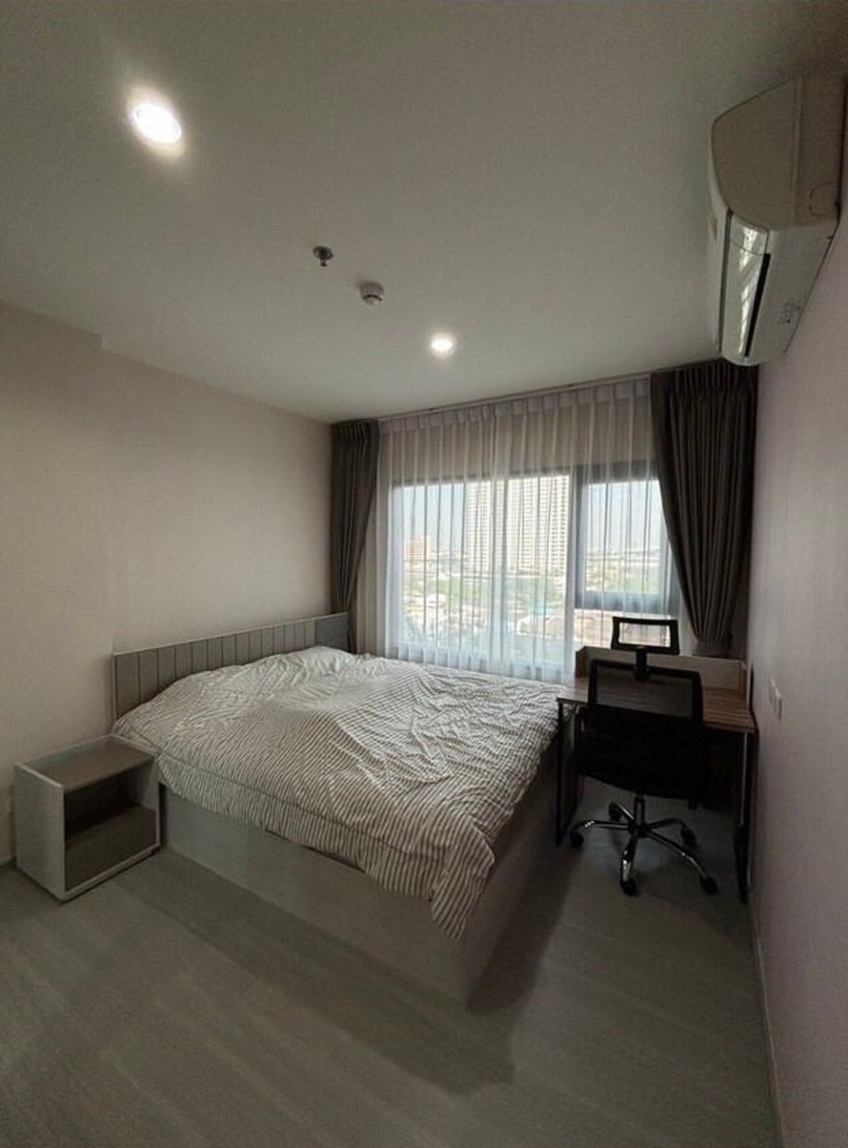 For SaleCondoThaphra, Talat Phlu, Wutthakat : (Code T297) Condo for sale Aspire sathorn - ratchaphruek: Aspire Sathorn - Ratchaphruek near MRT Bang Wa.