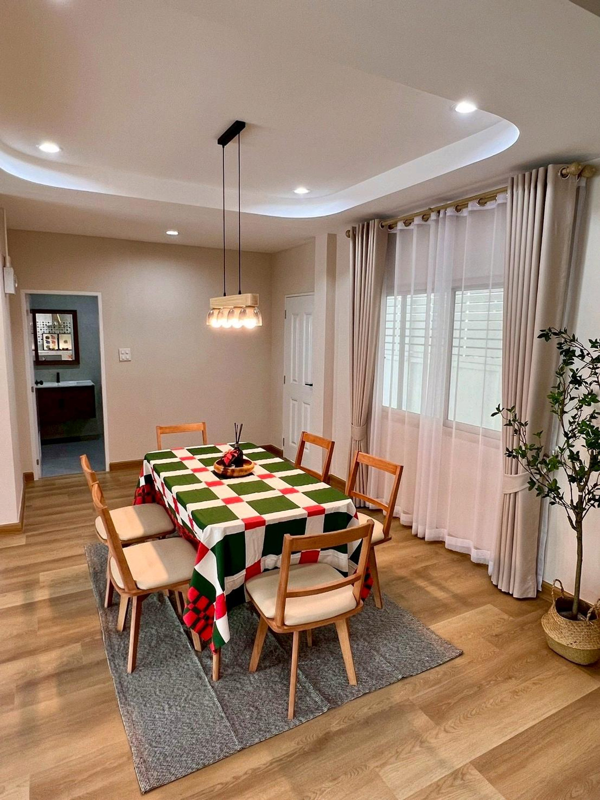 For SaleHouseNawamin, Ramindra : 2-story detached house, KC Garden Home Village, Nimitmai 40, Suvarnabhumi Airport. Minburi BTS Station 2 lines, Sarasart Nimitmai School Fashion Island Department Store, Promenade, Amorini Lotus, Makro, Big C, Minburi Provincial Court government office.