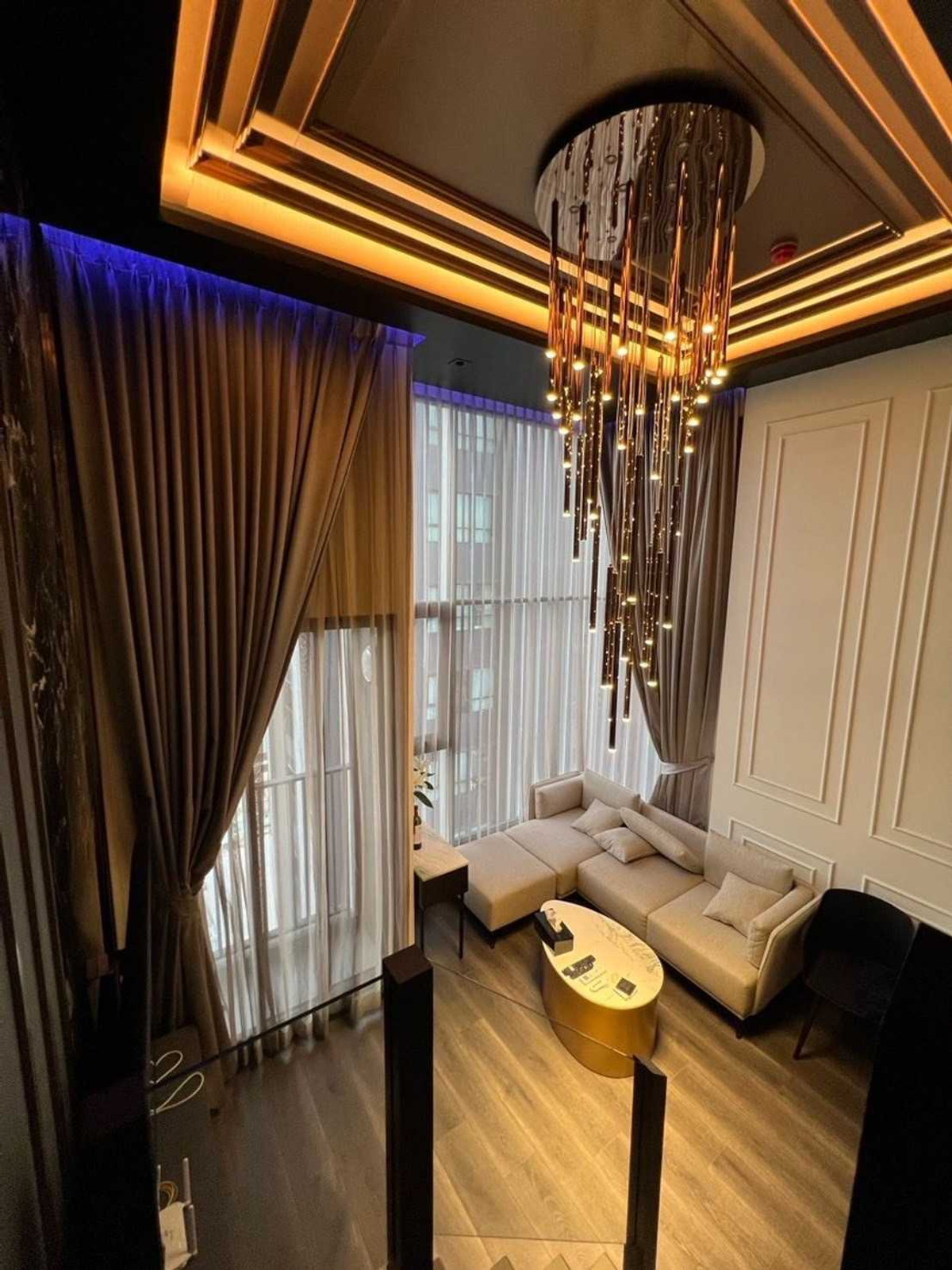 For RentCondoKasetsart, Ratchayothin : Corner Unit Condo for Rent: Knightsbridge Space Ratchayothin, near BTS Phaholyothin