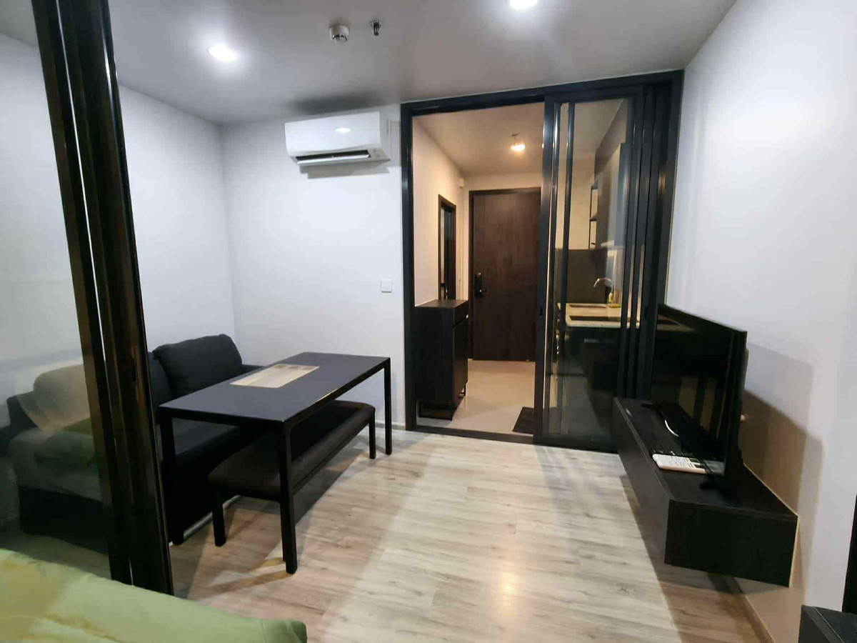 For RentCondoRatchadapisek, Huaikwang, Suttisan : Condo for Rent XT Huaikhwang