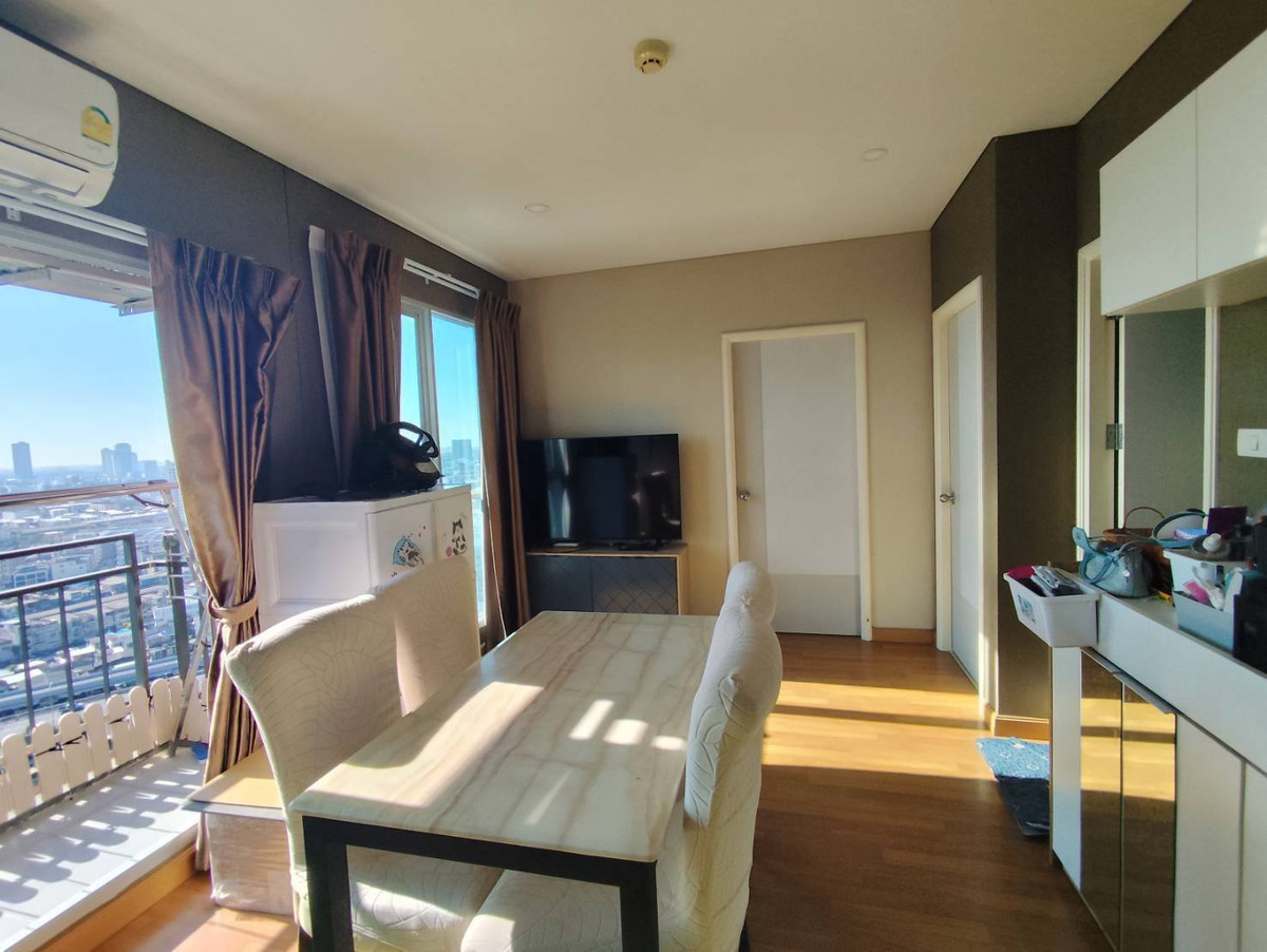 ขายคอนโดพระราม 3 สาธุประดิษฐ์ : +++ขายด่วน!!  Lumpini Place Ratchada - Sathu**2 ห้องนอน 1 ห้องน้ำ ขนาด 39 ตรม. ห้องมุมพร้อมอยู่ +++