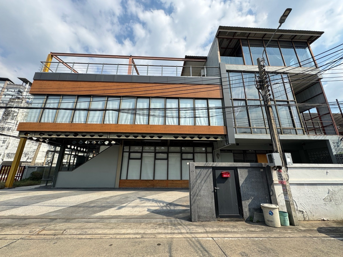 ให้เช่าโฮมออฟฟิศแจ้งวัฒนะ เมืองทอง : 🔺ออฟฟิศ/สำนักงานให้เช่า 700sq.m.ทั้งตึก 3 ชั้นใกล้ MRT กระทรวงสาธารณสุข 🔺