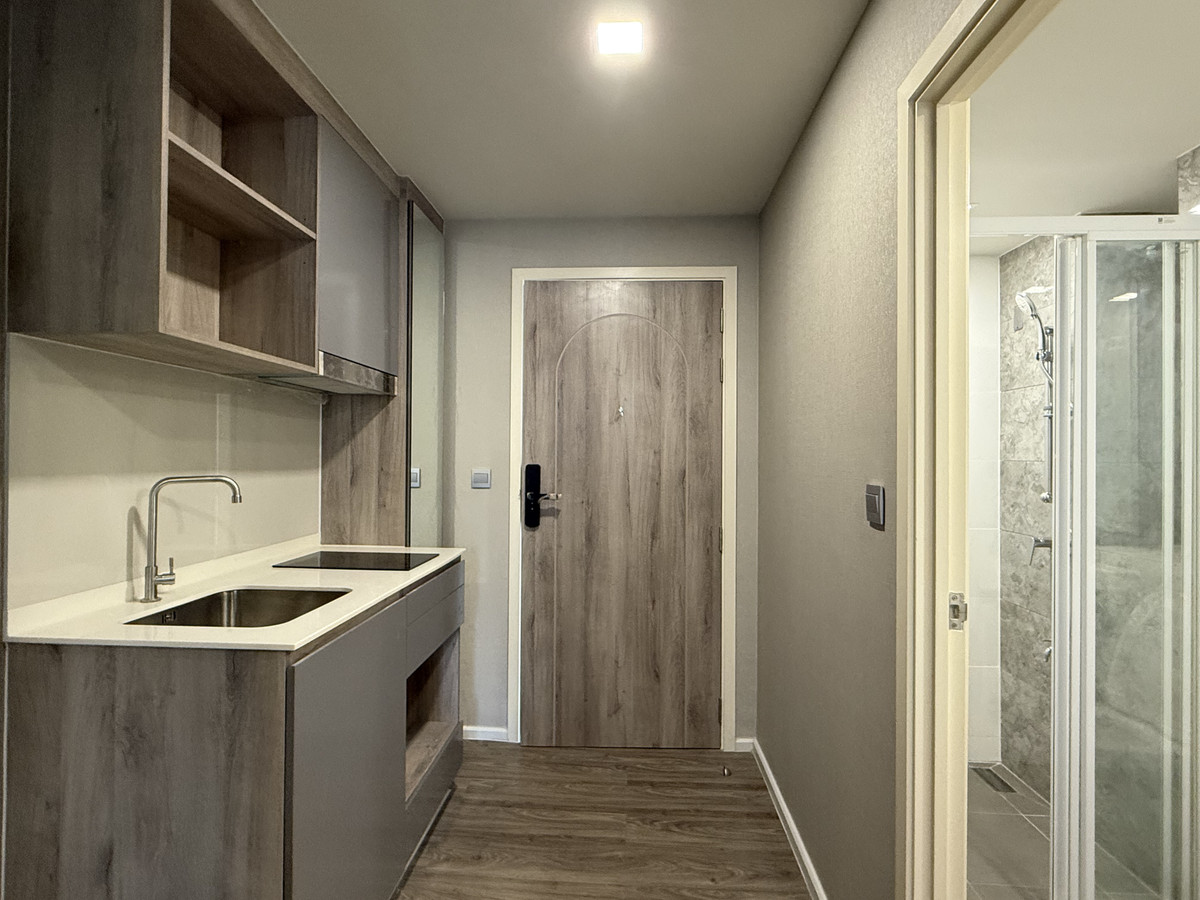 For SaleCondoSriracha Laem Chabang Ban Bueng : ATMOZ SERENE receives gold for every unit + fully furnished and ready to move in One bag, you can move in immediately⏳ Golden opportunities like this dont come around often, starting at only 1.59 million 💚 Line: @whitesand | 093-168-1685**