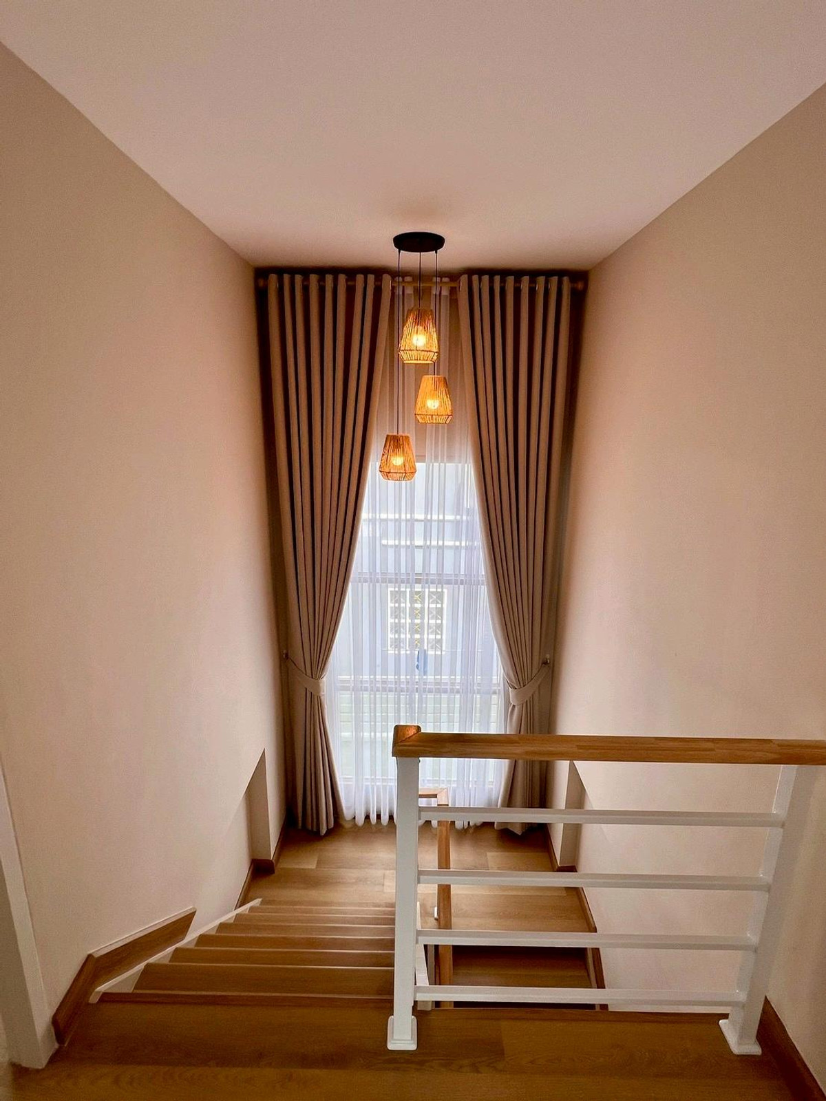 For SaleHouseNawamin, Ramindra : 2-story detached house, KC Garden Home Village, Nimitmai 40, Suvarnabhumi Airport. Minburi BTS Station 2 lines, Sarasart Nimitmai School Fashion Island Department Store, Promenade, Amorini Lotus, Makro, Big C, Minburi Provincial Court government office.